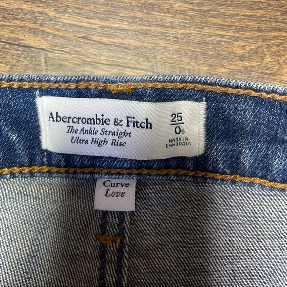 Abercrombie & Fitch Ultra High Rise Ankle Straight Distressed Curve Love 25/0S - Picture 4 of 10